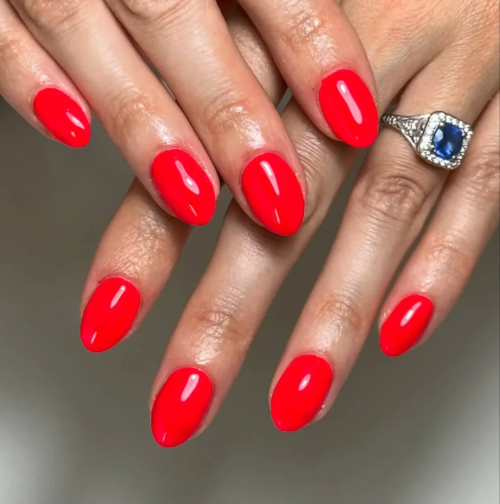 Short Almond Red Summer Nails