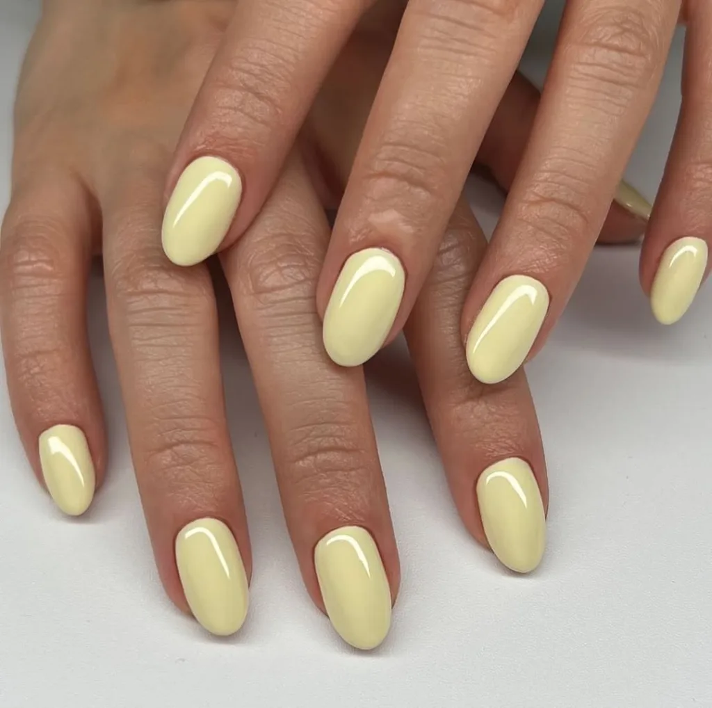 Short Round Butter Yellow Nails