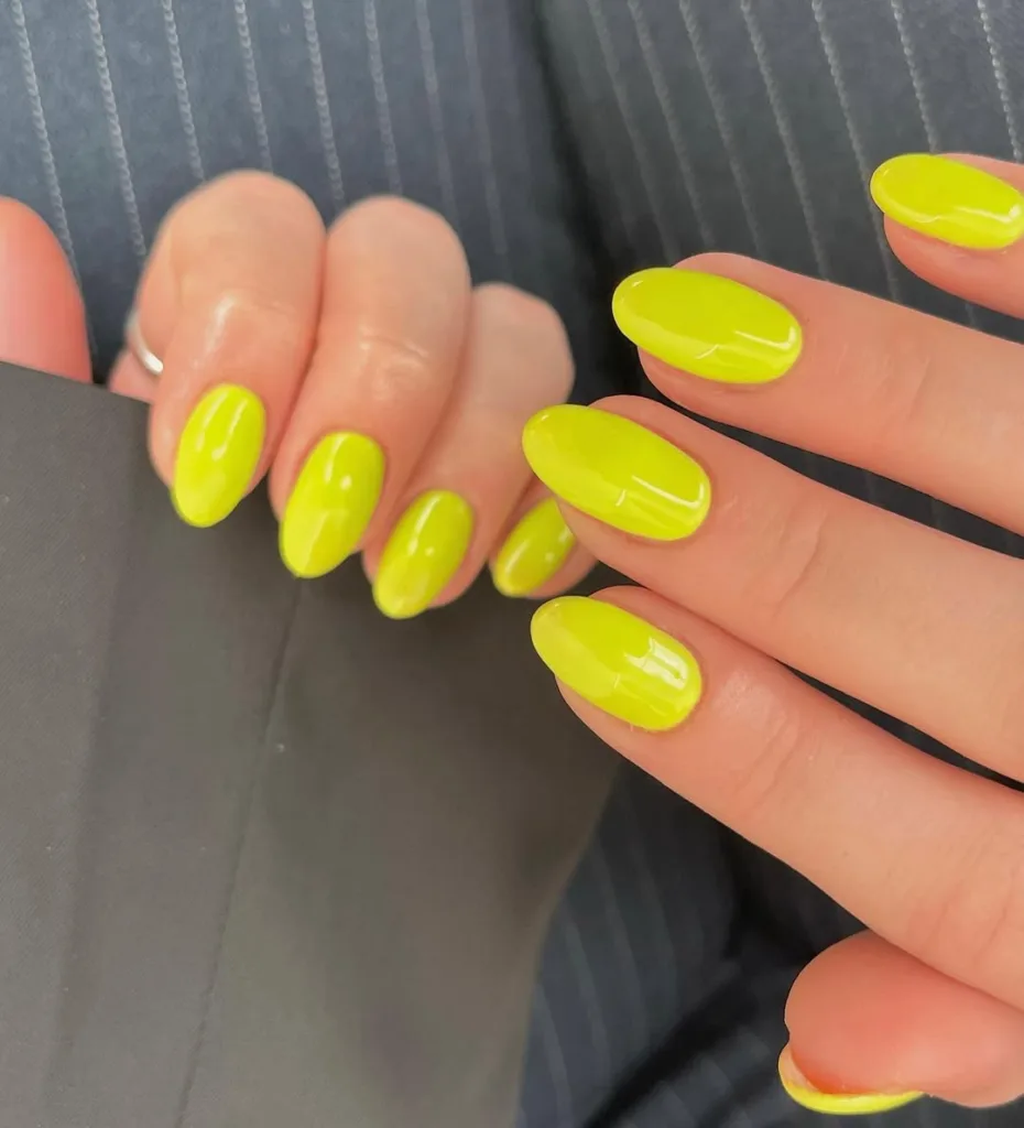 Short Round Yellow Summer Nails