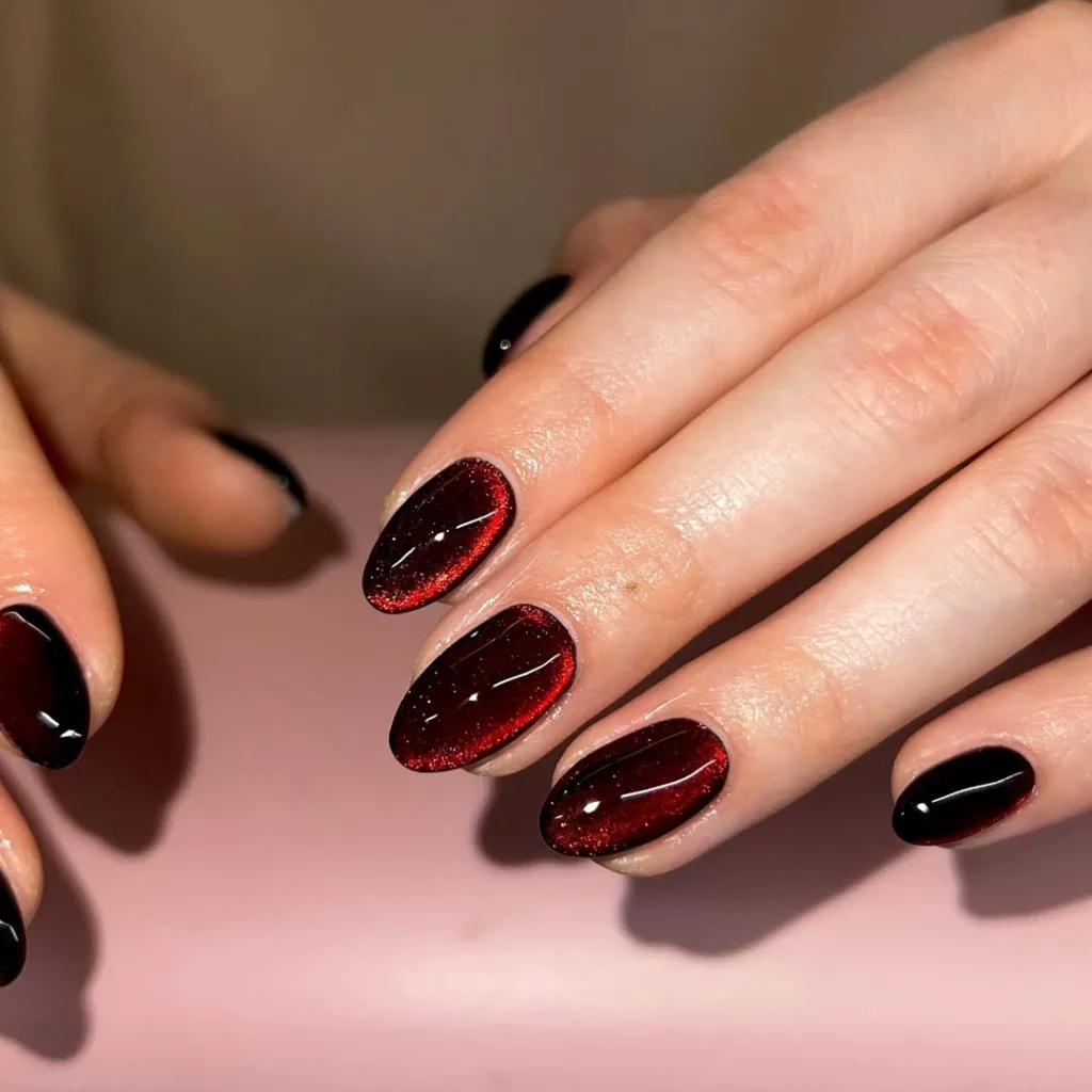 Short Oval Dark Red Cat Eye Nails